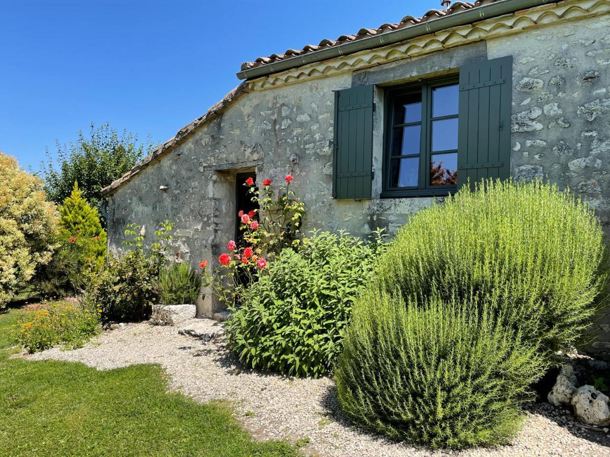 La Ferme Buissonniere Bed & Breakfast Bardou Exterior foto