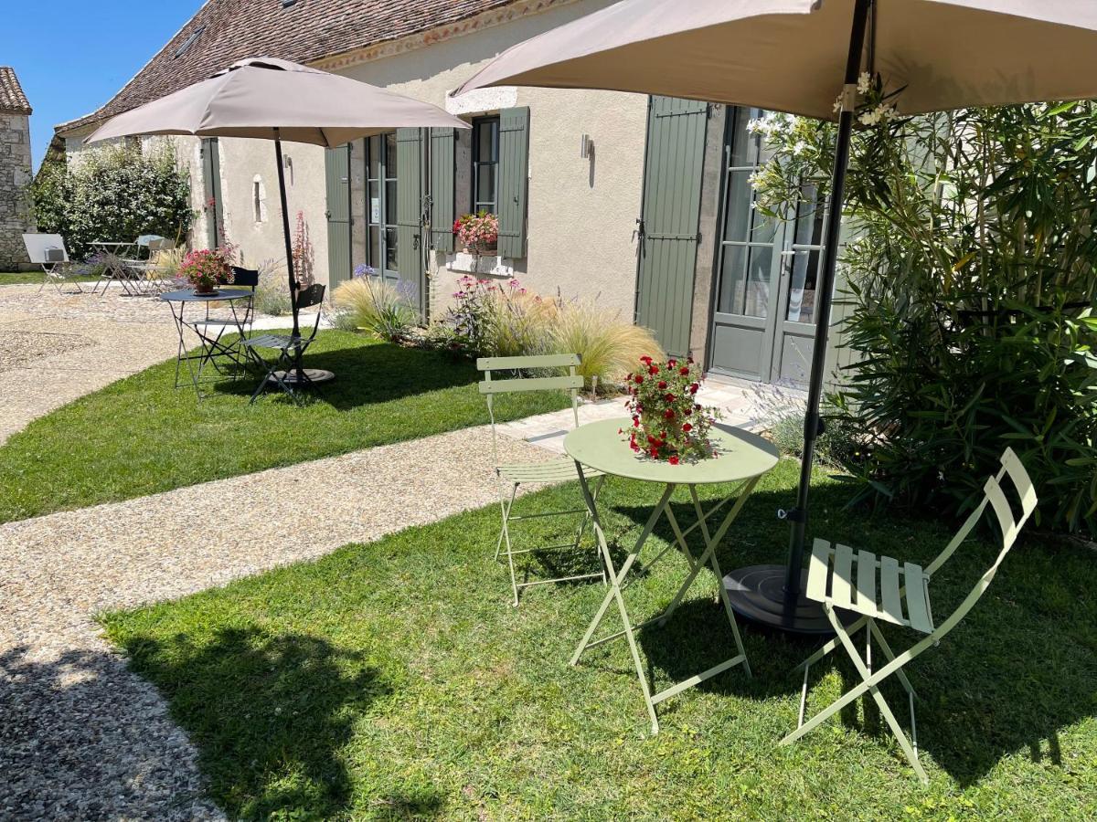 La Ferme Buissonniere Bed & Breakfast Bardou Exterior foto