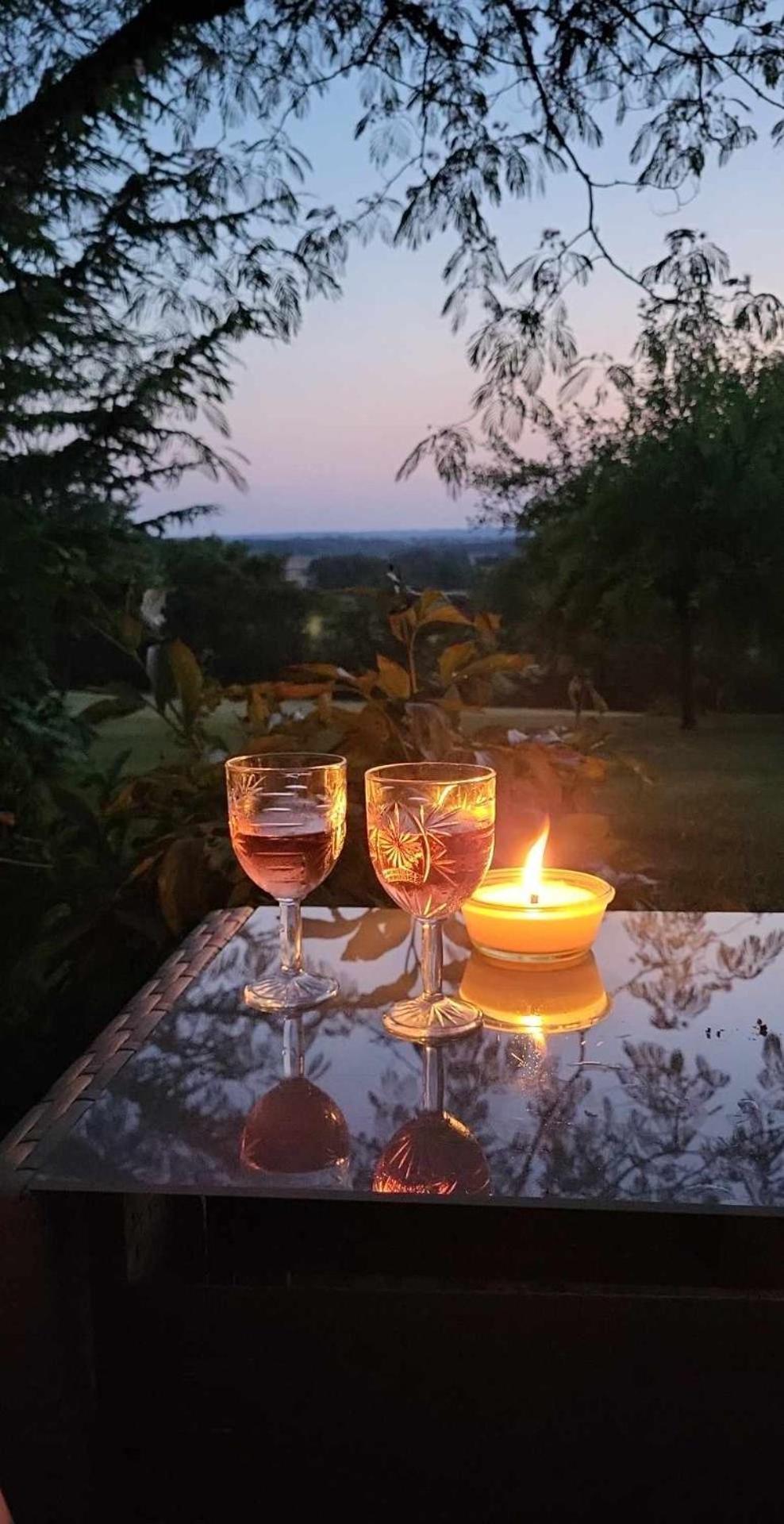 La Ferme Buissonniere Bed & Breakfast Bardou Exterior foto